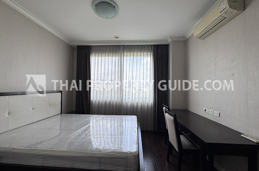 Condominium in Rama 9 